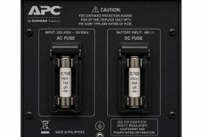 فیوز AC و DC در یو پی اس